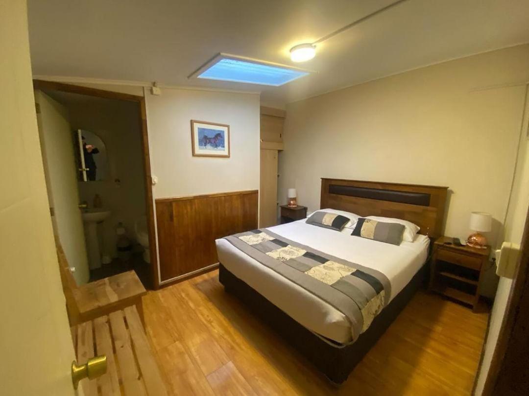 Hostal Reymer Patagonia Puerto Natales Exterior photo